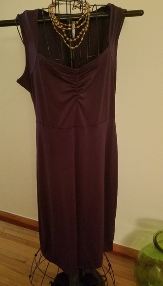 Dress - Picture 2 of 7